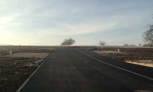 Photo d'un projet d'une route pour un futur aménagement d'un lotissement